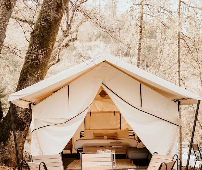 디럭스 룸, Autocamp Yosemite
