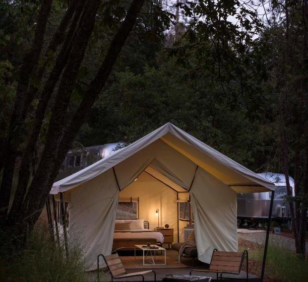 Standard Tent, Autocamp Yosemite