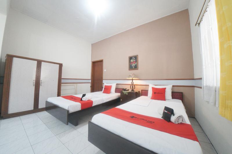 Номер Стандарт, Reddoorz Near Balai Kota Malang