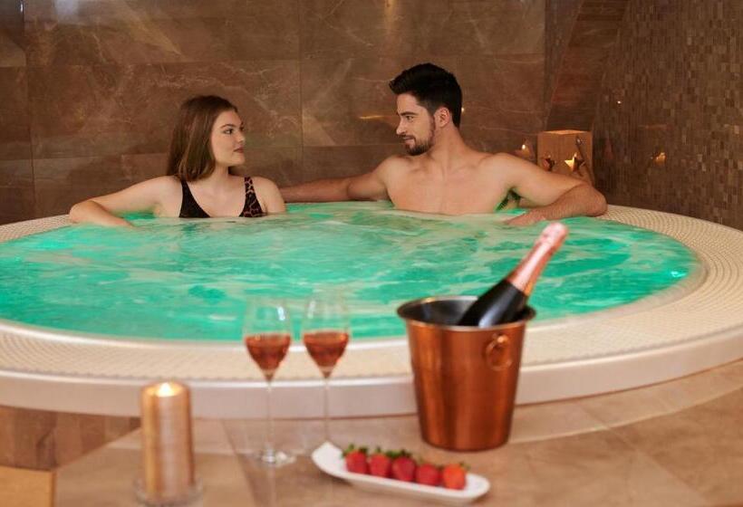 اتاق سوپریور سه تخته, Hiša Ančka, Boutique Hotel & Maja Rooms