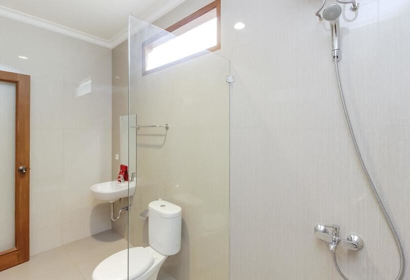 Номер Стандарт, Reddoorz Premium Near Ragunan Zoo 2