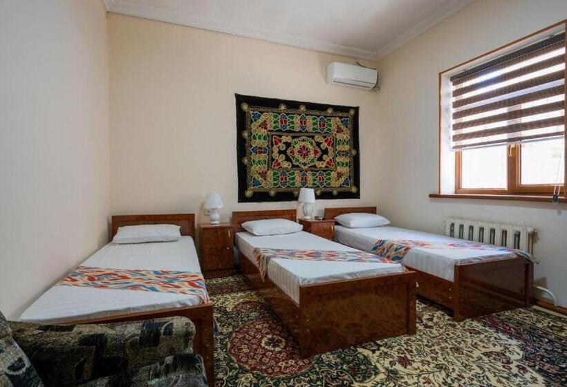 اتاق استاندارد سه نفره, Nurobod Guesthouse