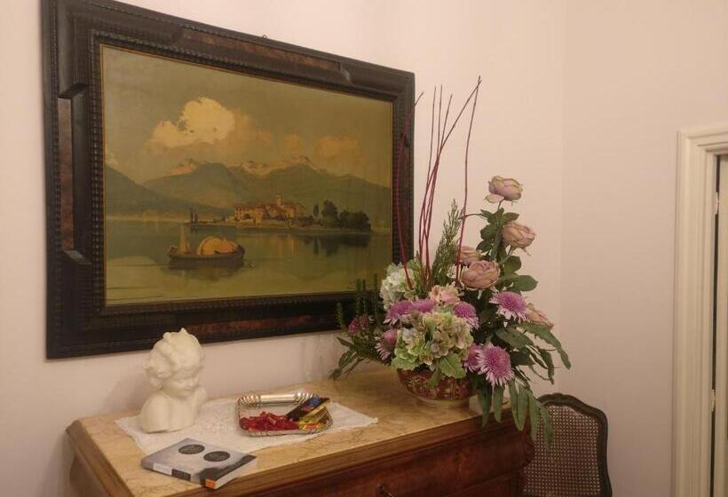 اتاق لوکس, B&b  La Bottega D Arte