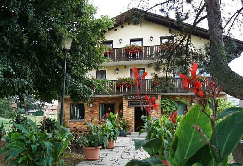 Номер Стандарт, Landgasthof Henghuber