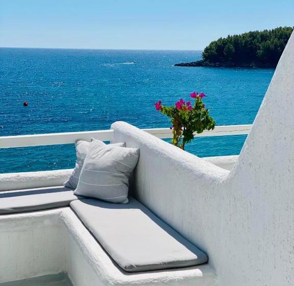 Quarto Superior Vista Mar com Varanda, Geo & Art Boutique