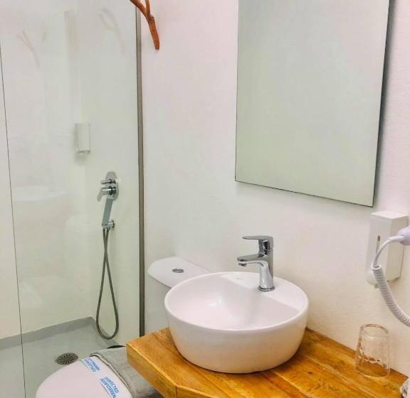 Quarto Deluxe com Sacada, Geo & Art Boutique