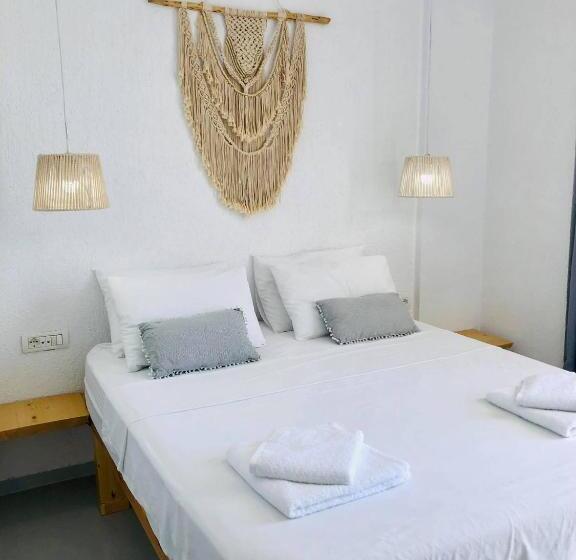 Quarto Deluxe Vista Mar com Sacada, Geo & Art Boutique