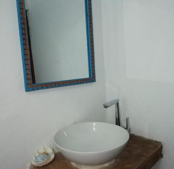 اتاق استاندارد, Sunny House Paje Ii