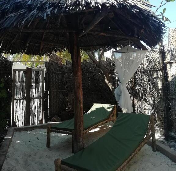 تختخواب در اتاق مشترک, Sunny House Paje Ii