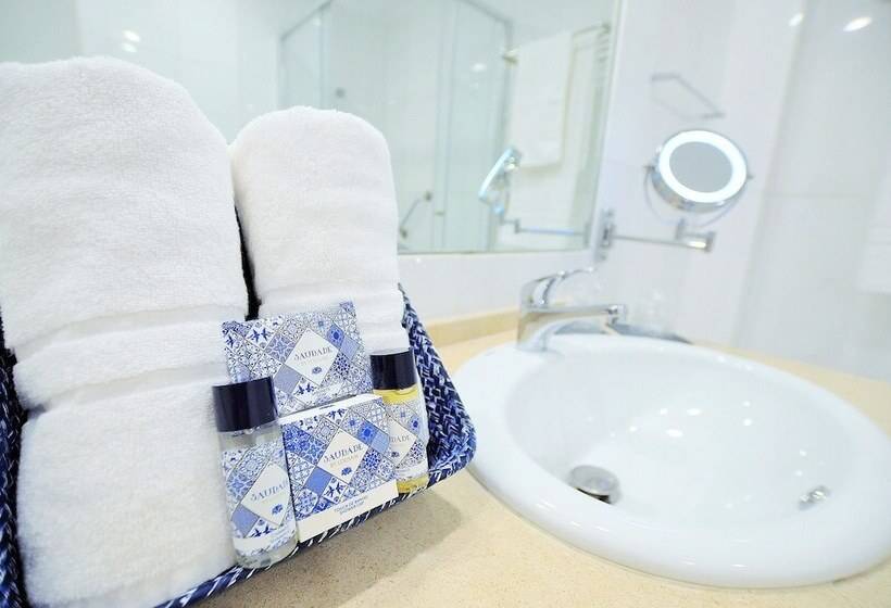 Трехместный Номер Deluxe, Hilltop Oasis Lisboa Oeiras