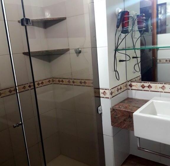 디럭스 룸, Hostel Da 13 E Suítes