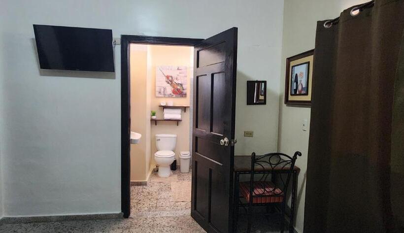 Habitación Triple Estándar, Casa Altamira