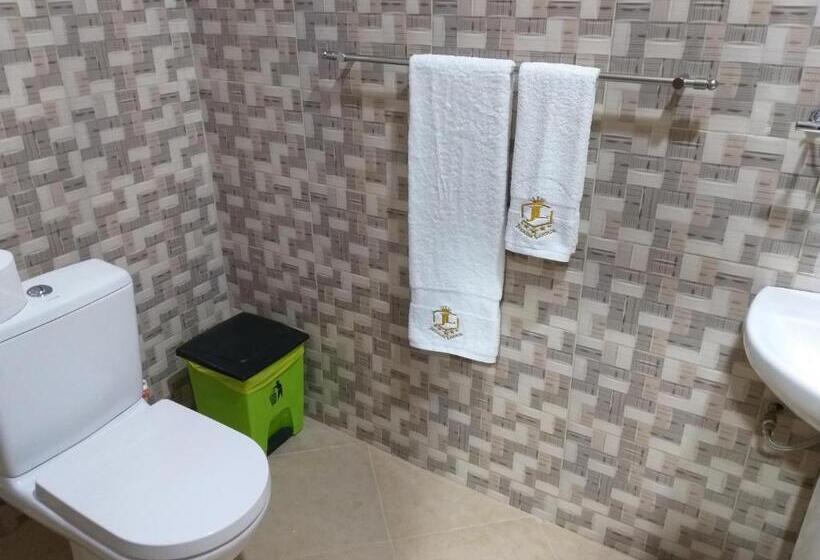 디럭스 룸, Jeyads Lodge