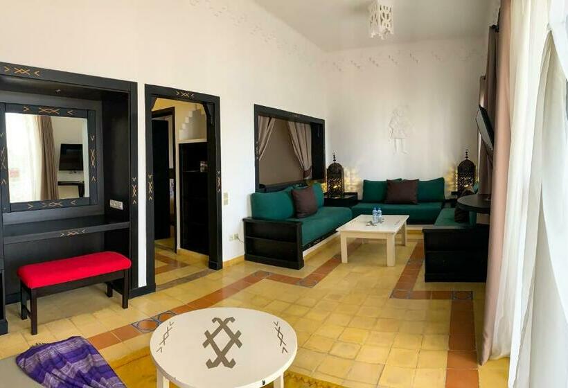 스위트, Borjs Hotel Suites & Spa