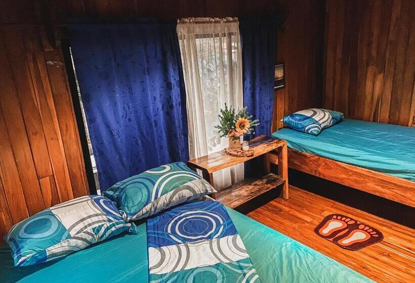 コンフォートトリプルルーム, Hostel Marisol