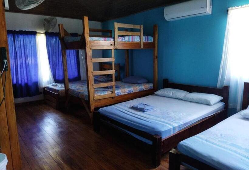スーペリアファミリールーム, Hostel Marisol