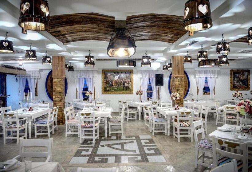 اتاق لوکس خانوادگی, Srpsko Andrejevo Selo