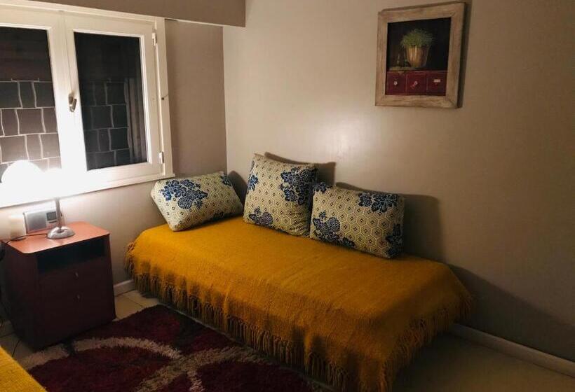 ガーデンビュースタンダードルーム, Deaf Twins Bed/breakfast