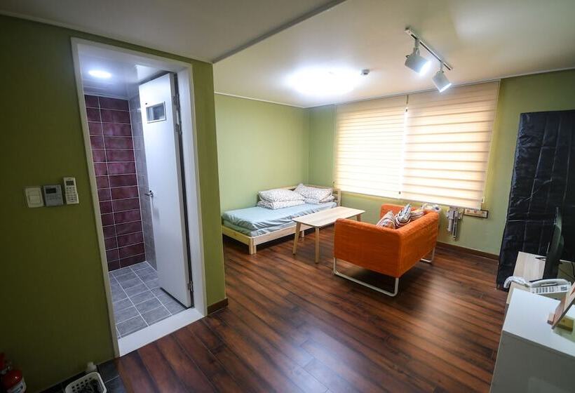 اتاق استاندارد, Bluehum Guesthouse   Hostel
