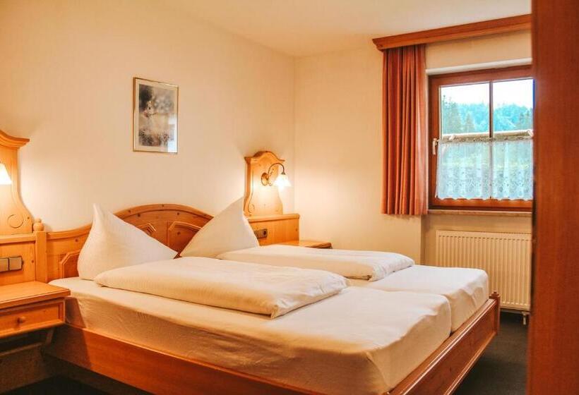 Апартаменты 3 Спальни, Kaiserhof