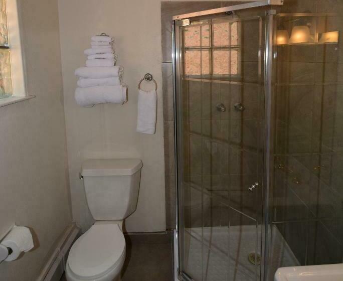 Номер Стандарт, Western Hills Motel