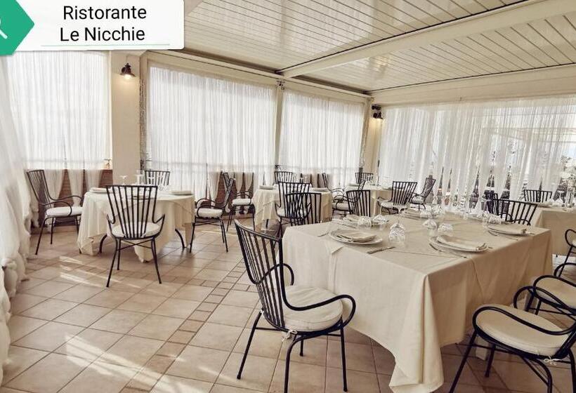 Номер Deluxe, Flos Guest House