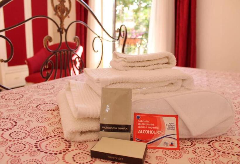 اتاق استاندارد با بالکن, Bed&book Palazzo Cutelli