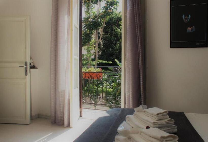 اتاق استاندارد سه نفره, Bed&book Palazzo Cutelli
