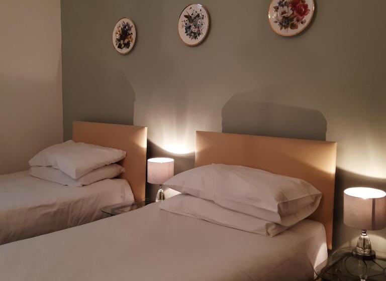 Quarto Estandar, The Merrydale Guest House