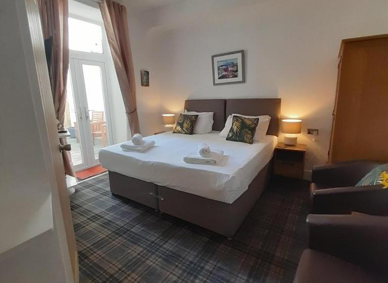 Quarto Estandar com Terraço, The Merrydale Guest House