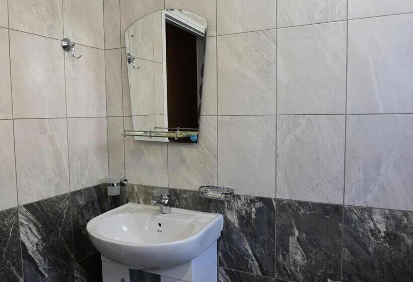 Апартаменты 1 Спальня, Active Apartments