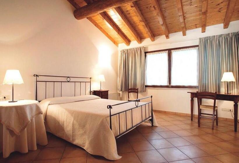 اتاق استاندارد سه نفره, Agriturismo Bitturelli