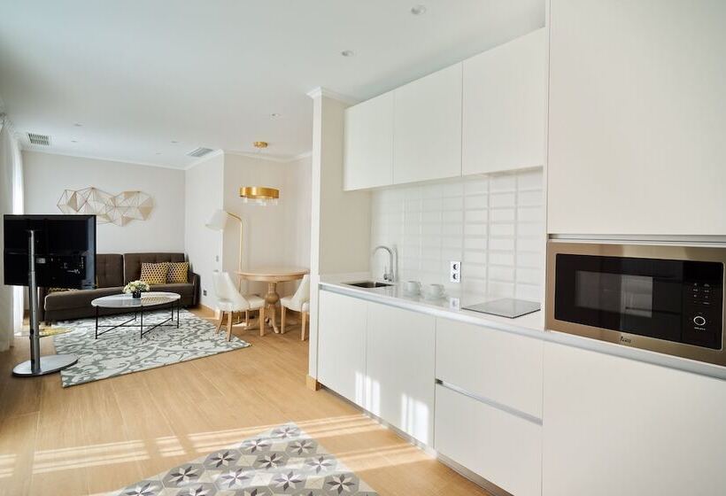 Пентхаус, Tandem Soho Suites