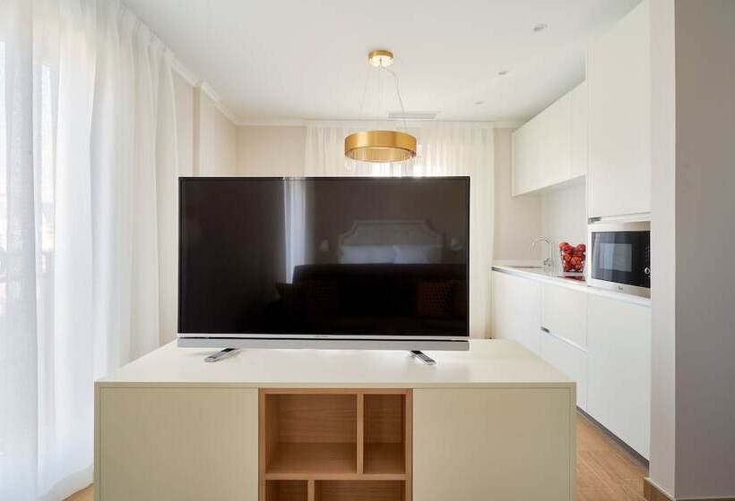 Пентхаус, Tandem Soho Suites