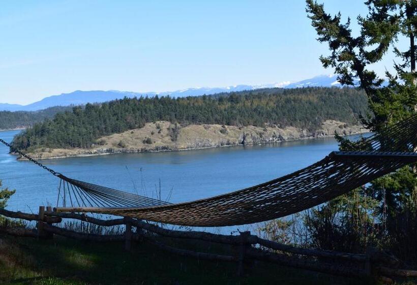 Номер Стандарт, The Bluff On Whidbey