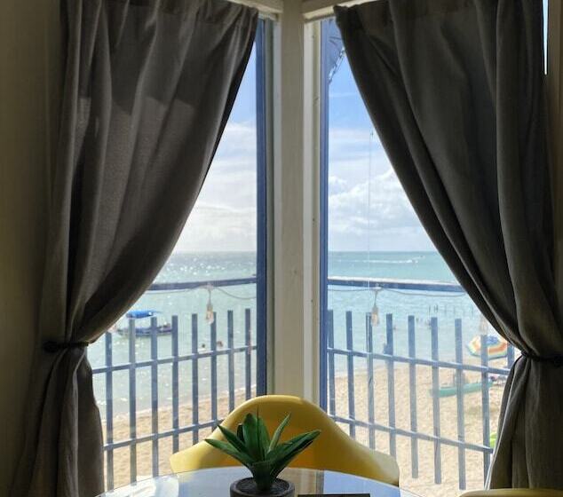 اتاق استاندارد با چشم‌انداز دریا, Rooms Boutique By Annie S
