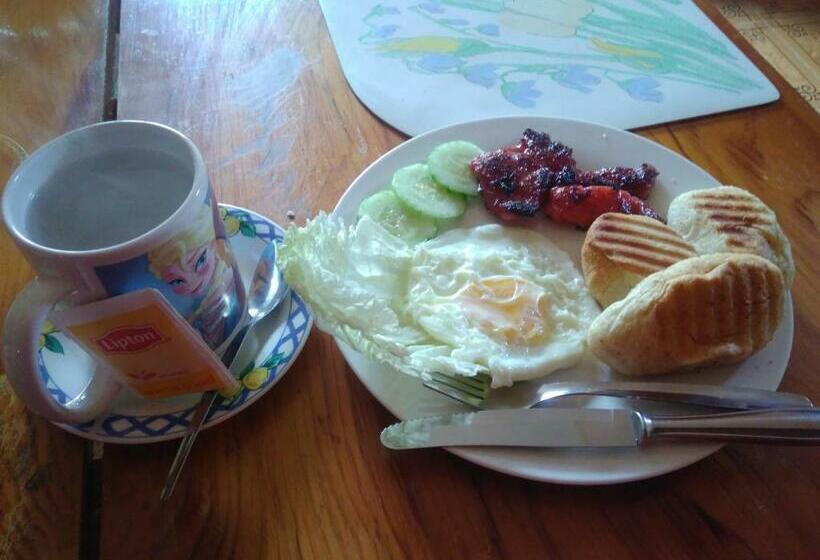 이코노미 룸, Savta Homestay