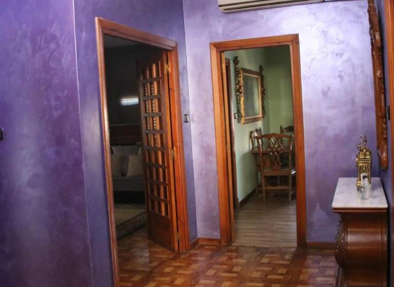 Шале 1 Спальня, Hostal Burgalés