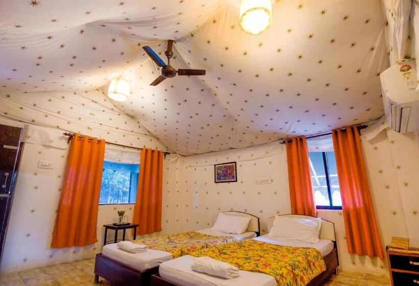Трехместный Номер Deluxe, Camp Serai Tiger Tadoba