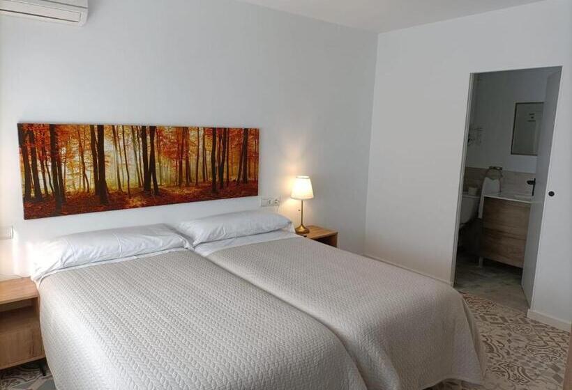 Номер Стандарт, Hostal Las Encinas