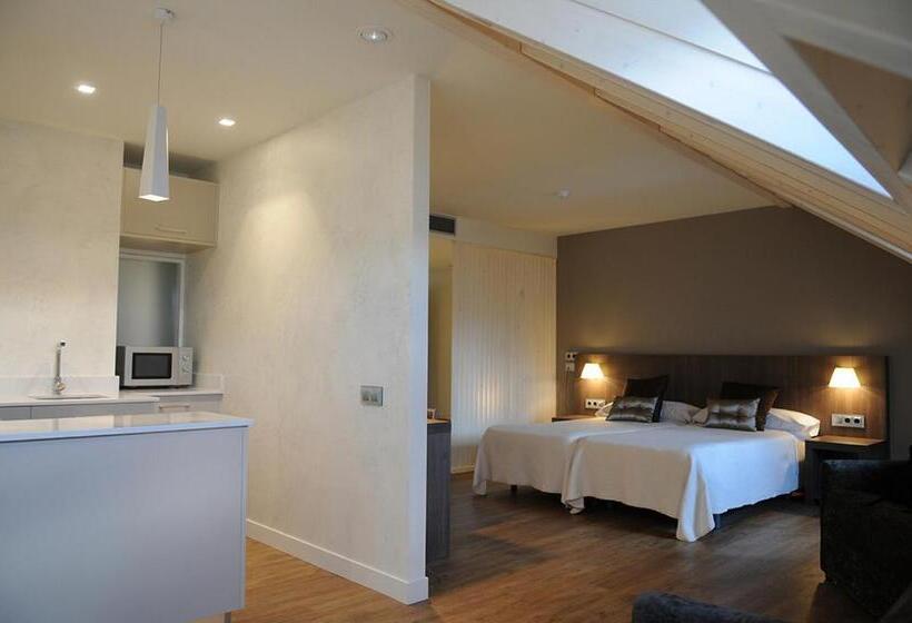 Студия Deluxe, Albergue Guiana