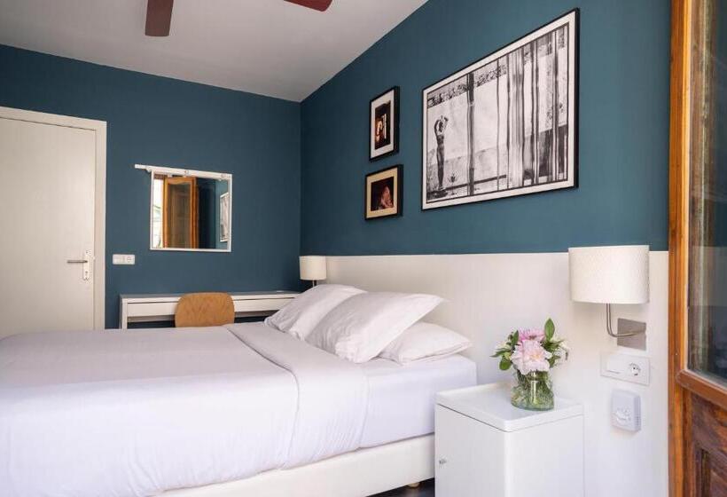اتاق استاندارد با سرویس بهداشتی مشترک, Hostal Sol Y K