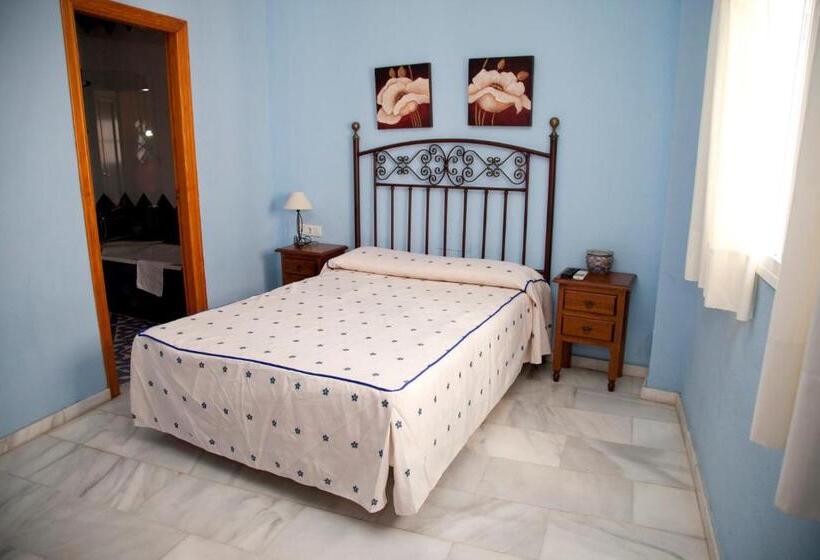Номер Стандарт, Hostal Niza