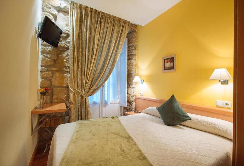 Quarto Estandar, Pensión Nuevas Artes