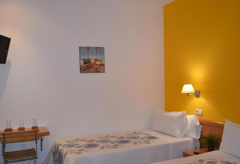 Quarto Economy Interior, Pensión Nuevas Artes