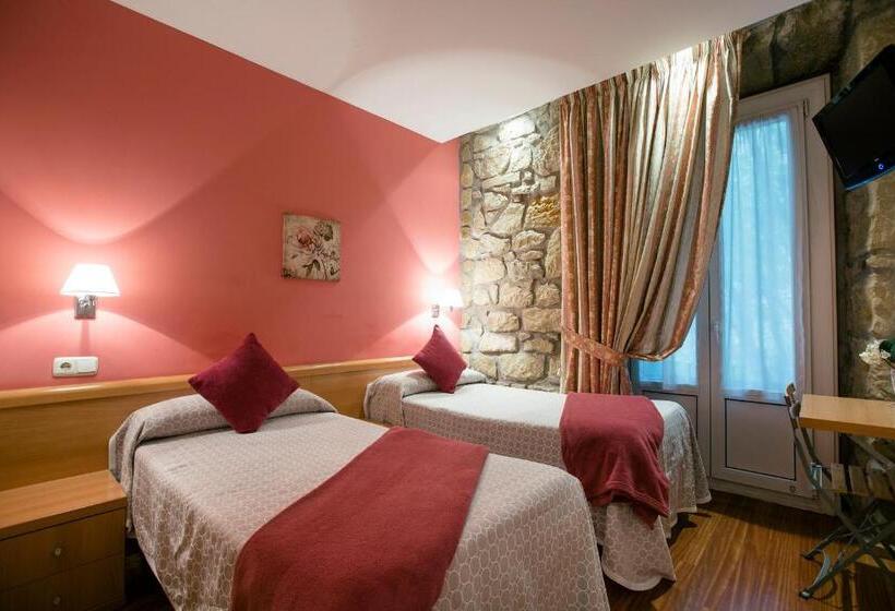 Quarto Estandar, Pensión Nuevas Artes