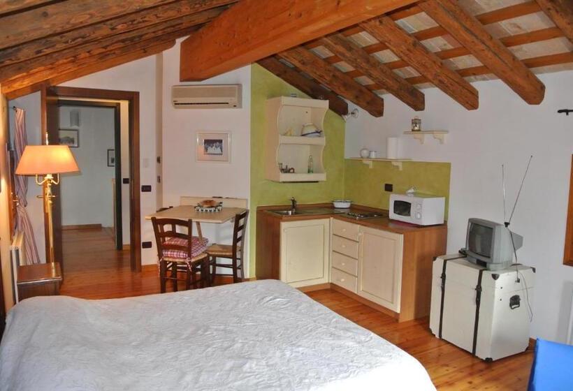 스탠다드 스튜디오, Agriturismo Terra Di Zosagna
