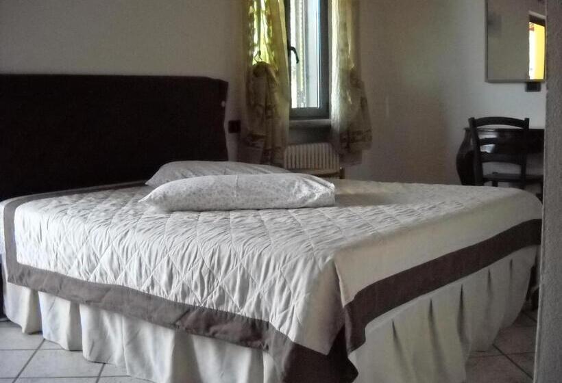 Номер Стандарт, Locanda Contrada Dei Fattori