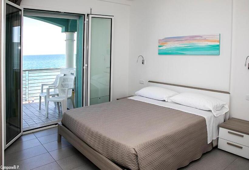 Апартаменты 2 Спальни, Residence Acquasuite
