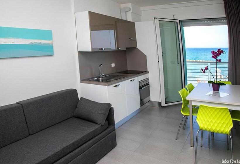 Апартаменты 1 Спальня, Residence Acquasuite